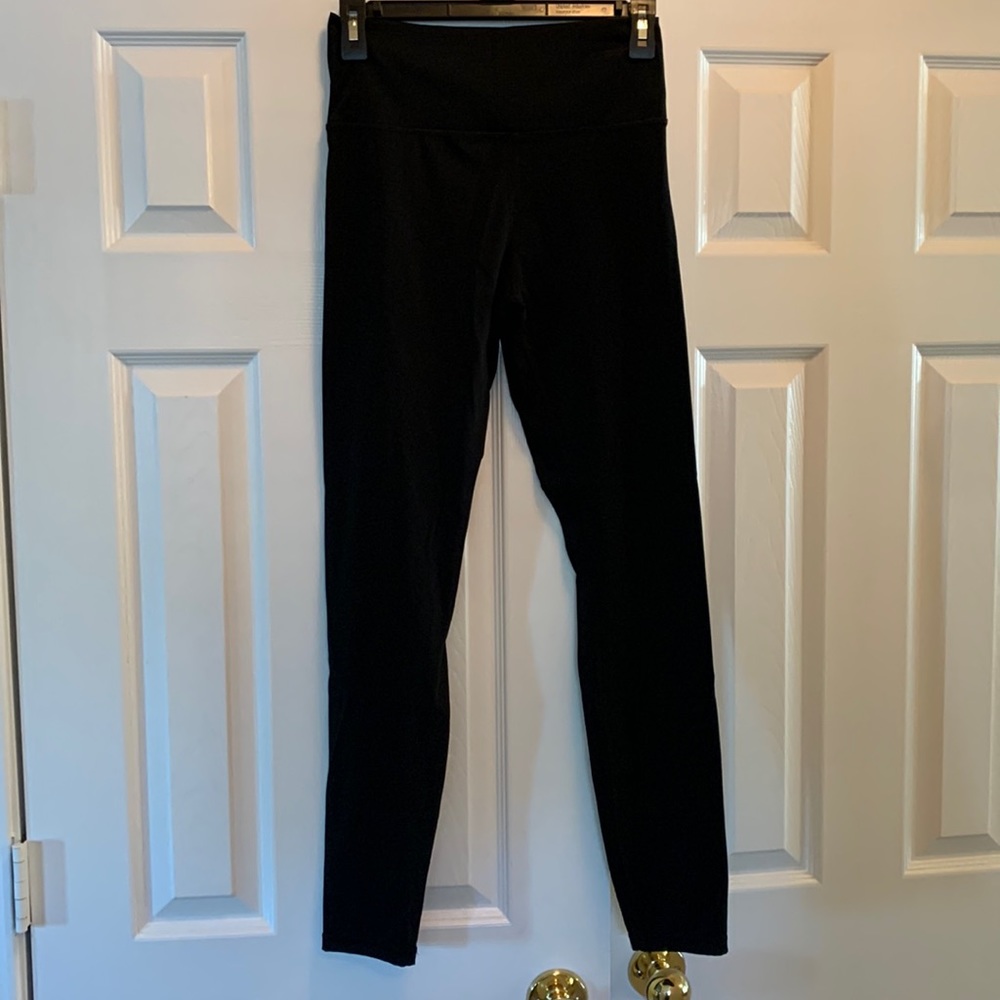 Zyia ankle length high waisted leggings